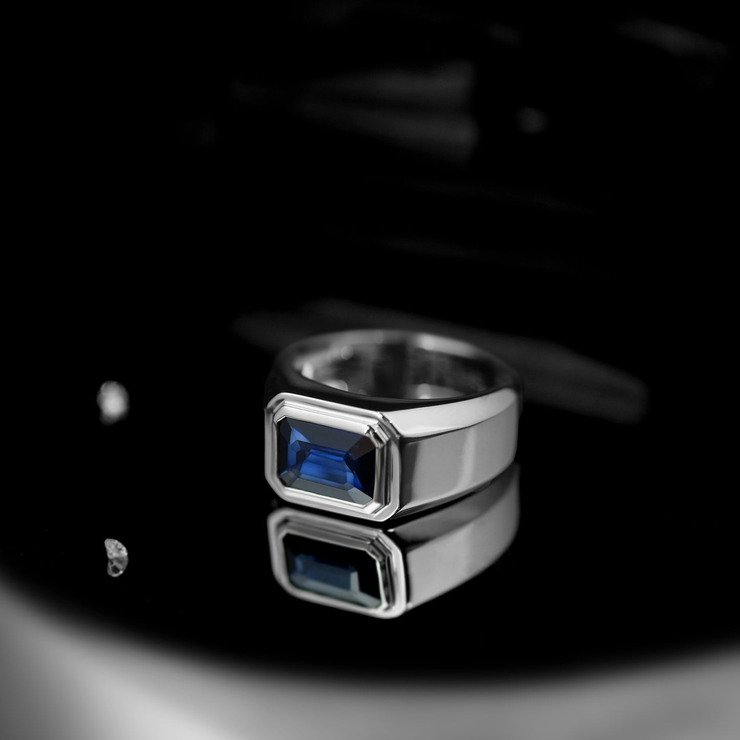 T.02 Ring